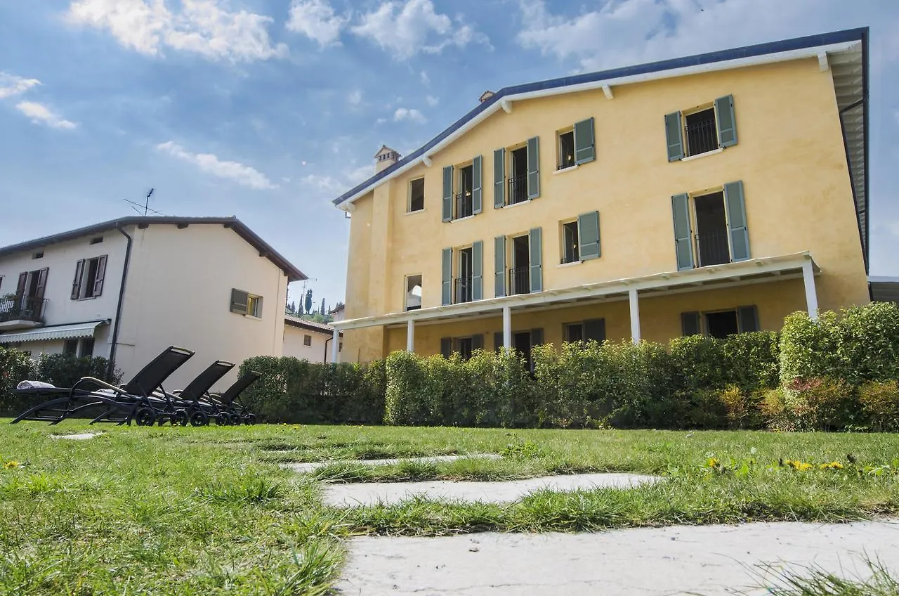 Palazzo Archi Holiday Apartments Polpenazze del Garda Italy